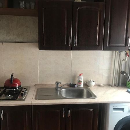 2К Апартаменты Возле Жд Вокзала И Академии 096-55-48-111 Khmelʼnytsʼkyy Kültér fotó